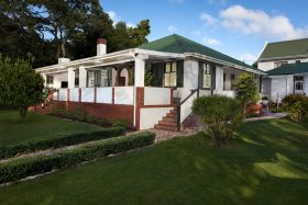 makhanda grahamstown accommodation south africa